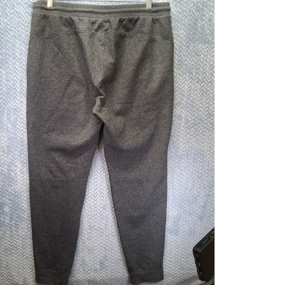 Old Navy Active Dynamic Fleece Joggers Mens Large Gray 4-Way Stretch Sweatpants